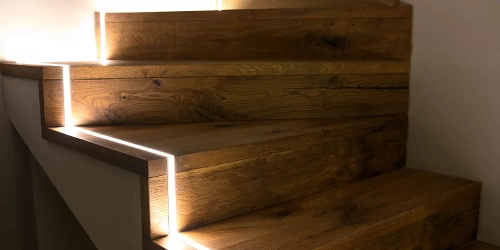 แจก 6 ไอเดียไฟบันไดบ้าน สวยเก๋ ไม่ซ้ำใคร