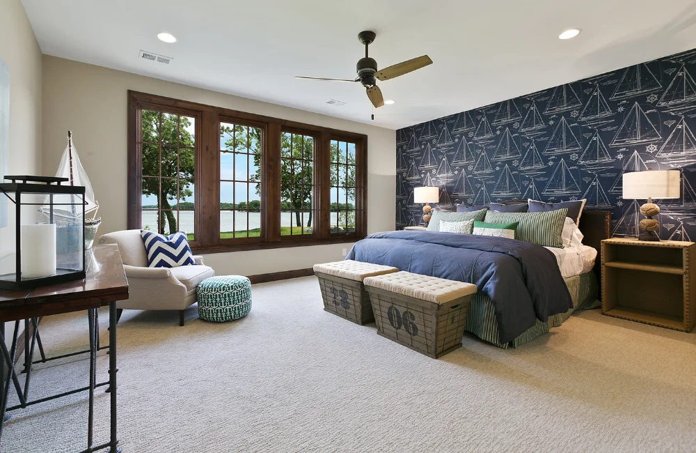 ติดวอลล์เปเปอร์ลายที่ชอบ